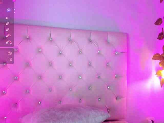 Gabriela-Suarez-1 webcam