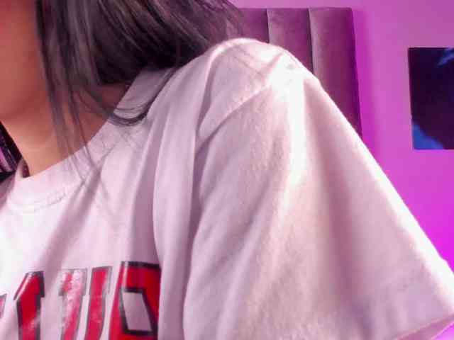 Gabriela-Suarez-1 webcam