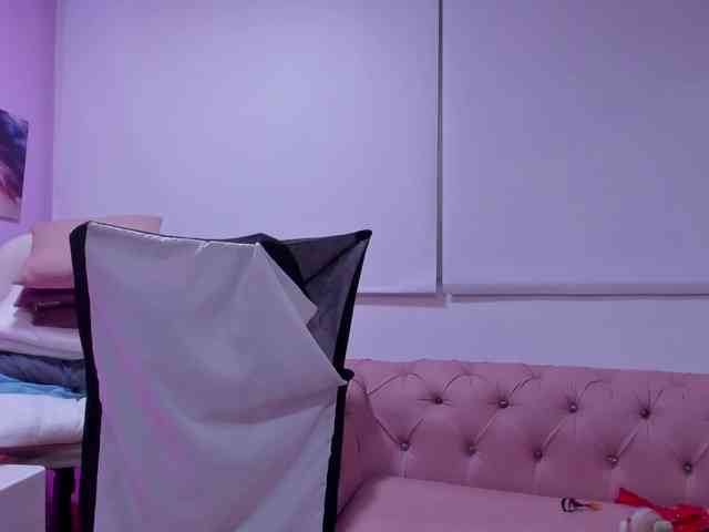 Gabriela-Suarez-1 webcam