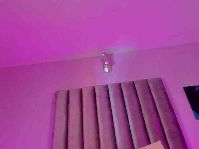 Gabriela-Suarez-1 webcam