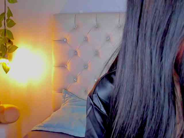 Gabriela-Suarez-1 webcam