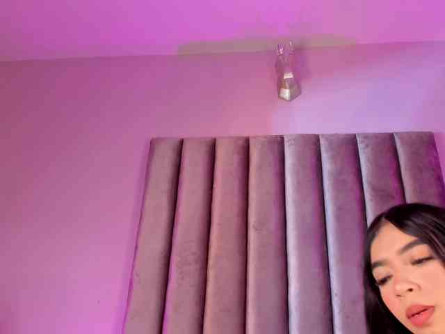 Gabriela-Suarez-1 webcam