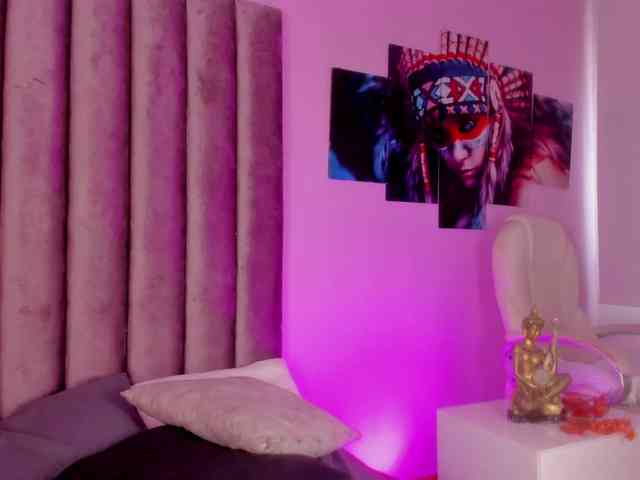 Gabriela-Suarez-1 webcam