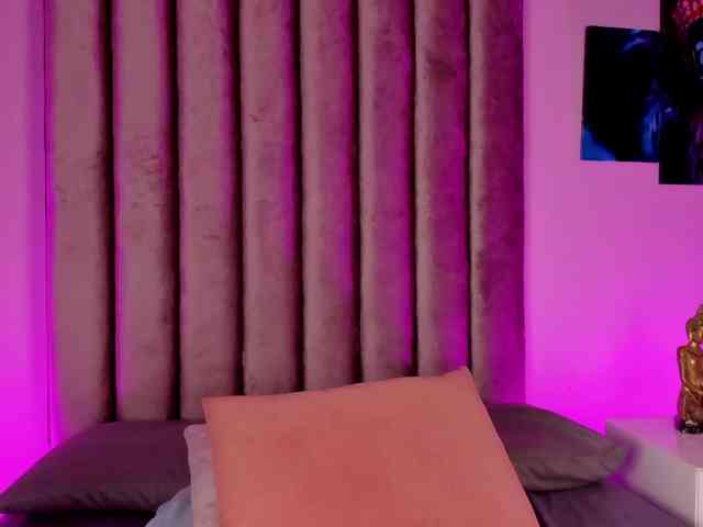 Gabriela-Suarez-1 webcam