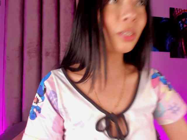 Gabriela-Suarez-1 webcam