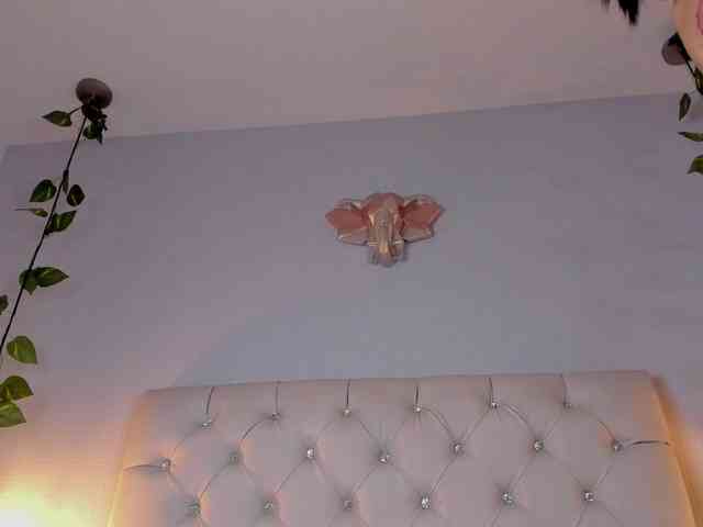 Gabriela-Suarez-1 webcam