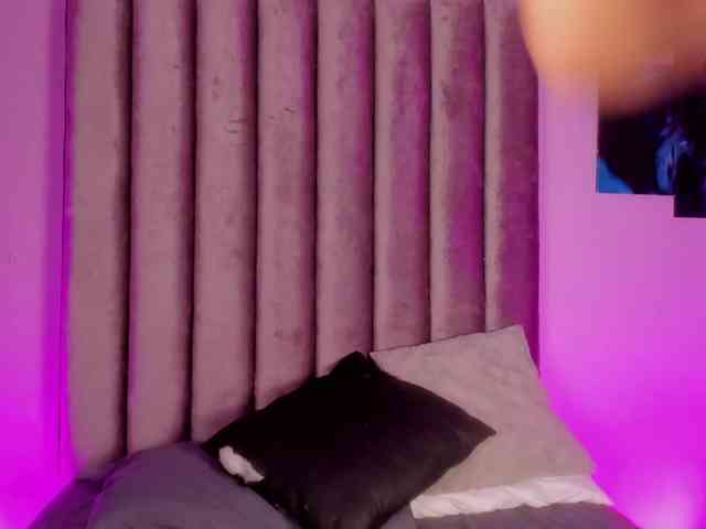Gabriela-Suarez-1 webcam
