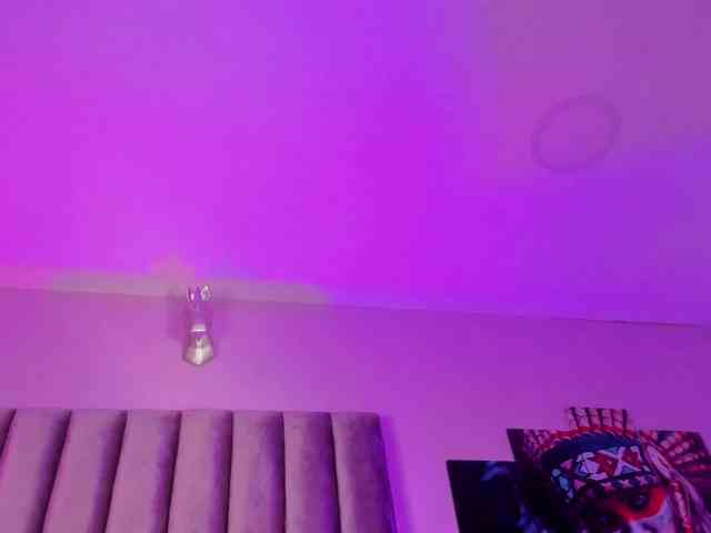 Gabriela-Suarez-1 webcam