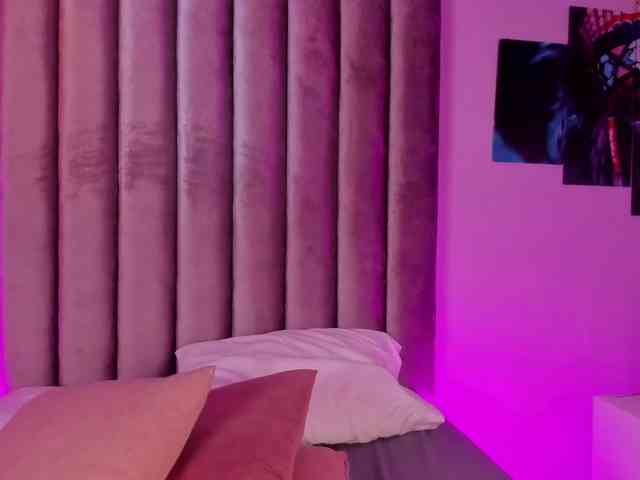 Gabriela-Suarez-1 webcam