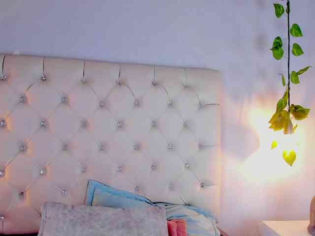 Gabriela-Suarez-1 webcam