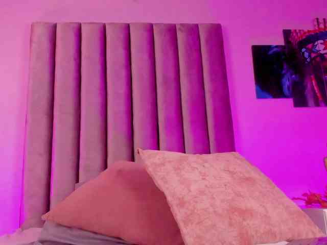 Gabriela-Suarez-1 webcam