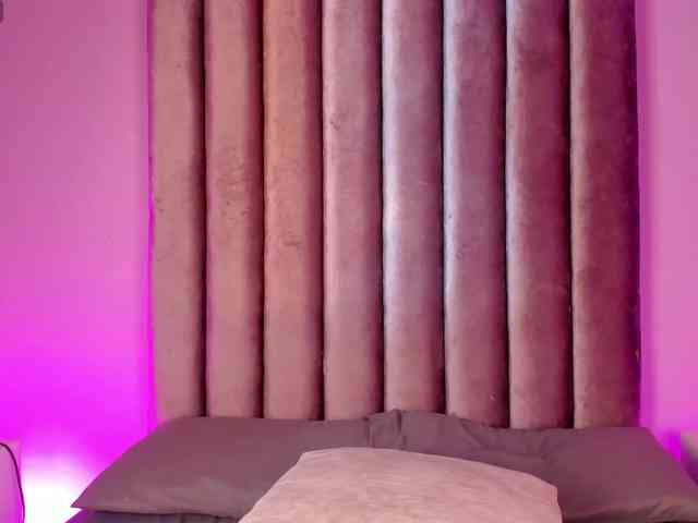 Gabriela-Suarez-1 webcam