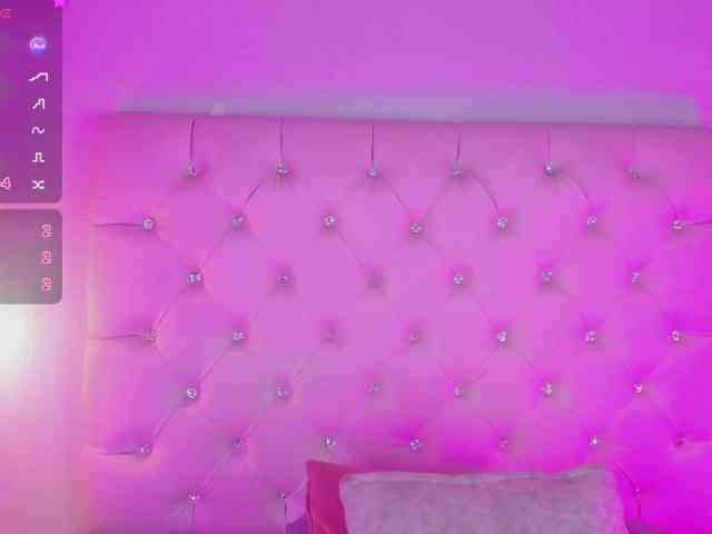 Gabriela-Suarez-1 webcam