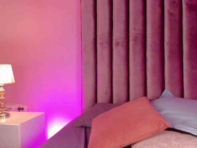 Gabriela-Suarez-1 webcam