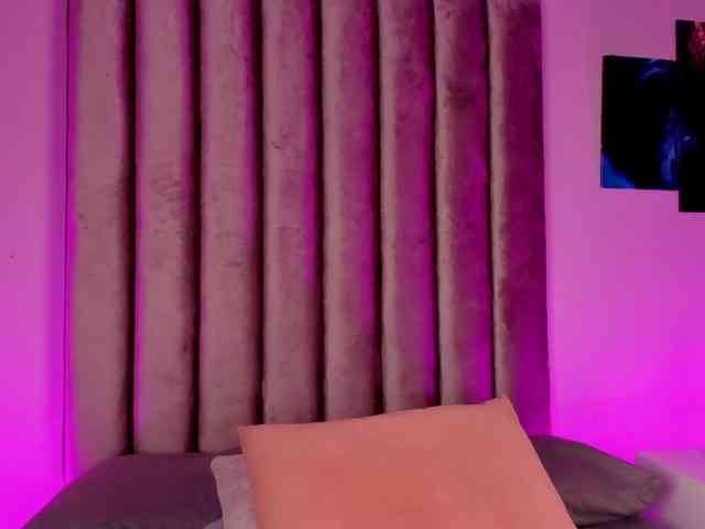 Gabriela-Suarez-1 webcam