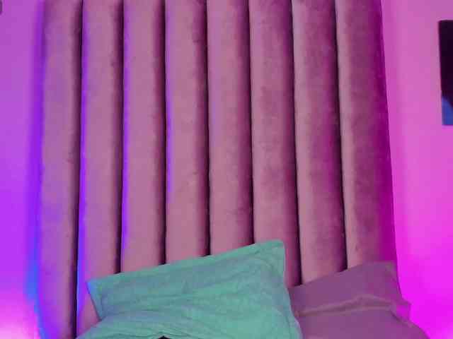 Gabriela-Suarez-1 webcam