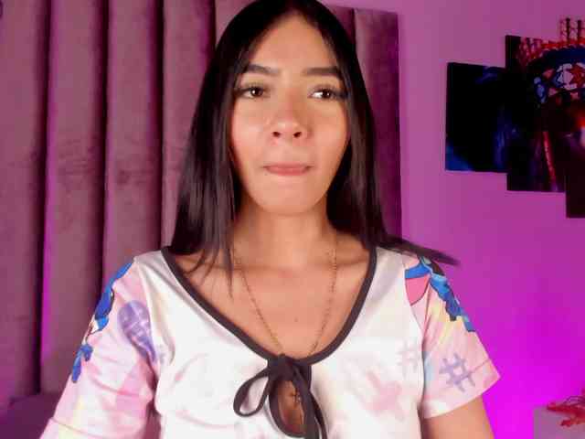 Gabriela-Suarez-1 webcam