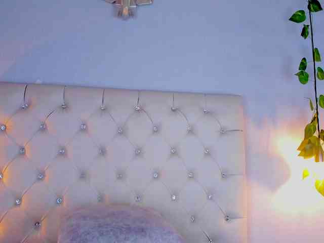 Gabriela-Suarez-1 webcam