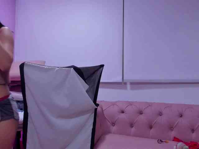 Gabriela-Suarez-1 webcam