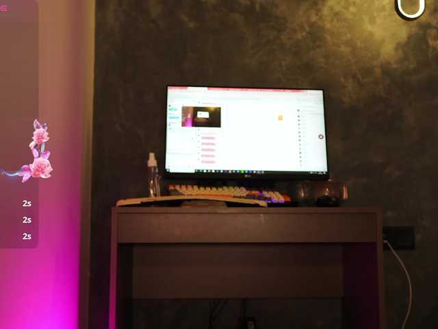 MissKristel's BongaCams show and profile