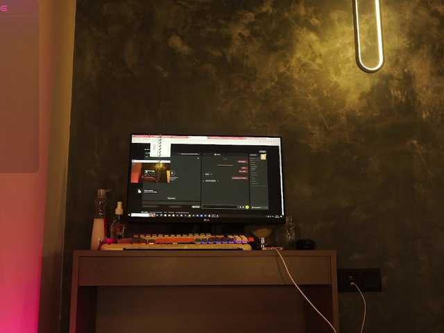  MissKristel chat room