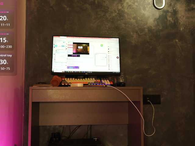  MissKristel chat room