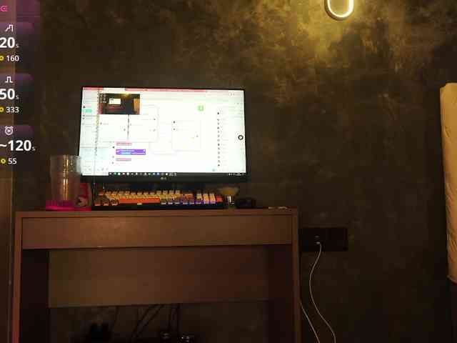 MissKristel webcam