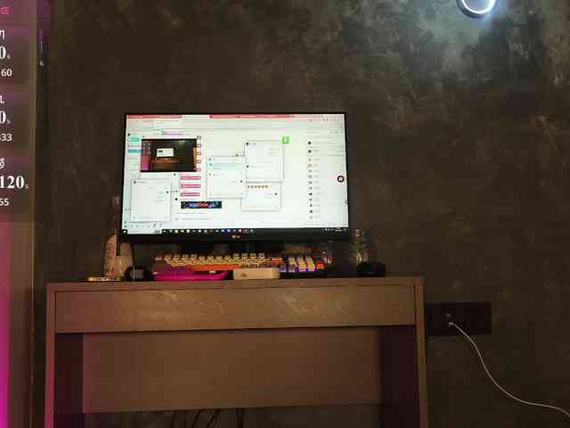 MissKristel webcam