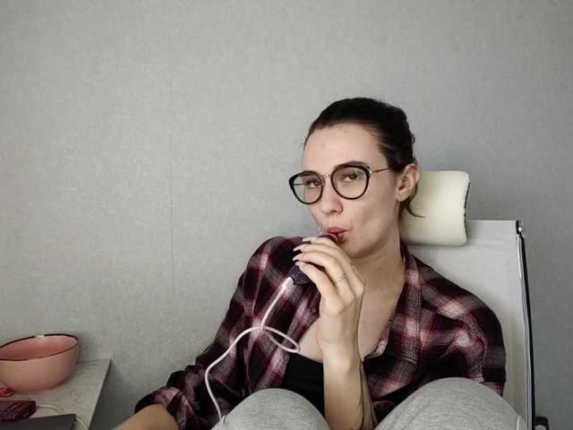 TericaFamulare Live Cam and Statistics on UnifiedCams