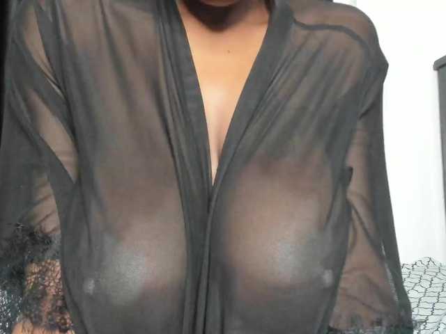 Perfect-Tits live webcam show