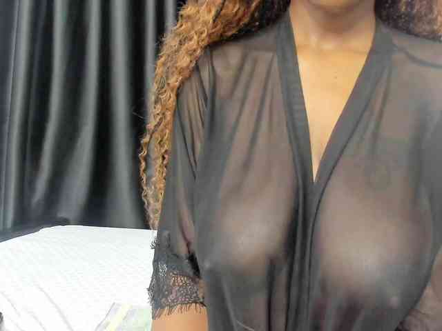 Perfect-Tits webcam