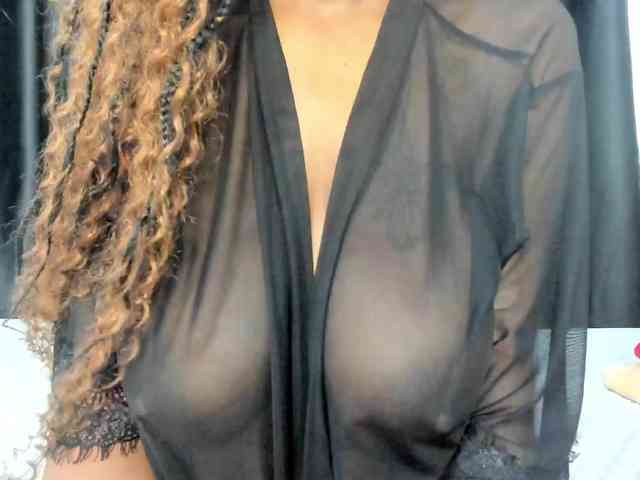 Perfect-Tits webcam