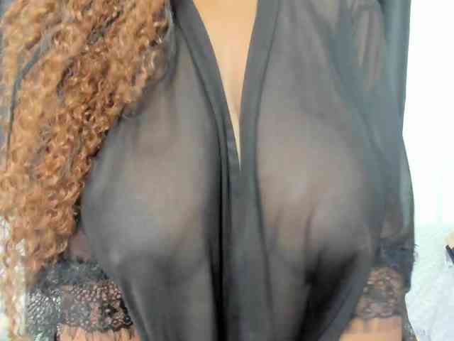 Perfect-Tits webcam