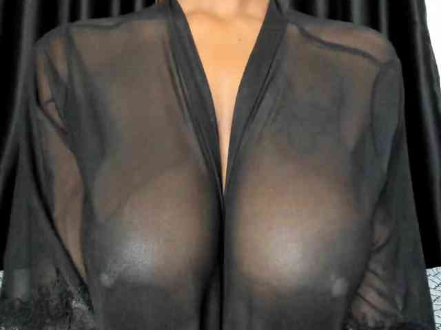 Perfect-Tits Perfect-Tits