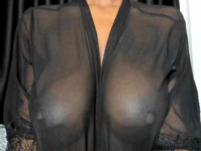 Perfect-Tits Perfect-Tits