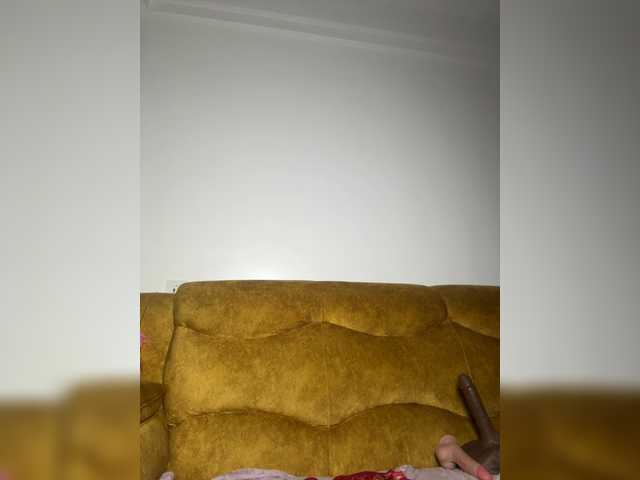 HornyBigAss live webcam show