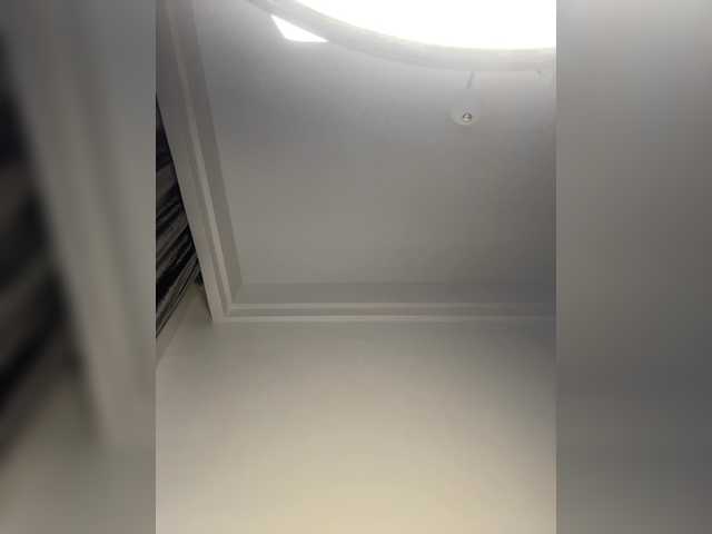 HornyBigAss live webcam show