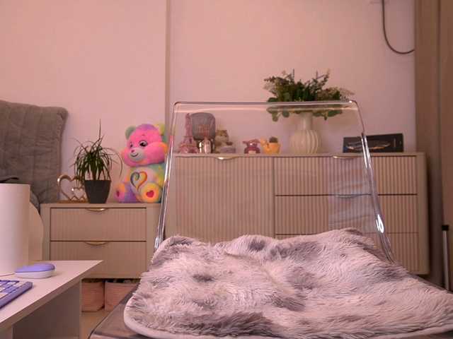lildiaa live cam preview