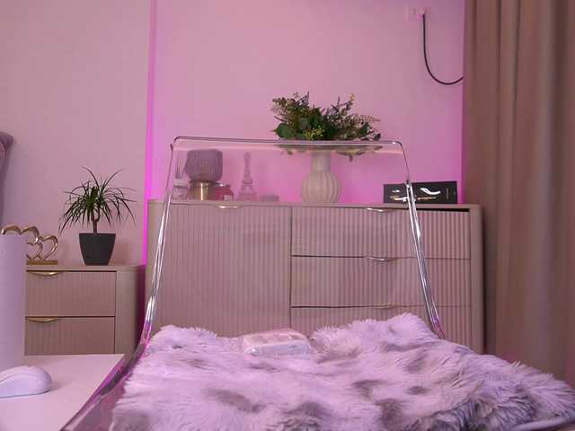 lildiaa's BongaCams show and profile