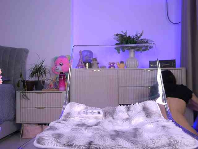 モデル: lildiaa