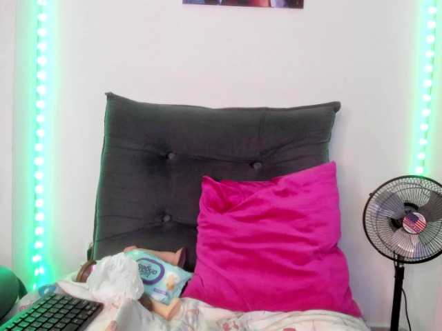 Tina-houston live cam on BongaCams