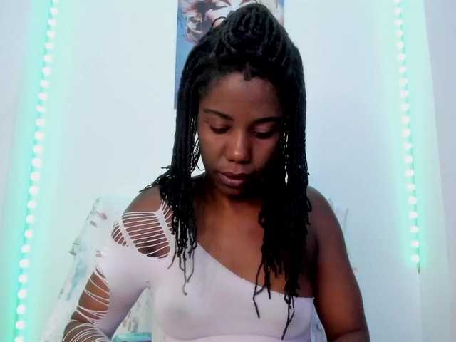 Tina-houston live cam on BongaCams