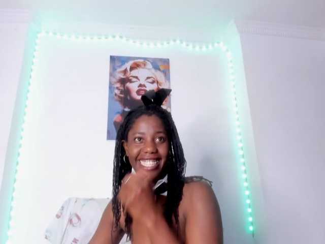 Tina-houston live cam preview