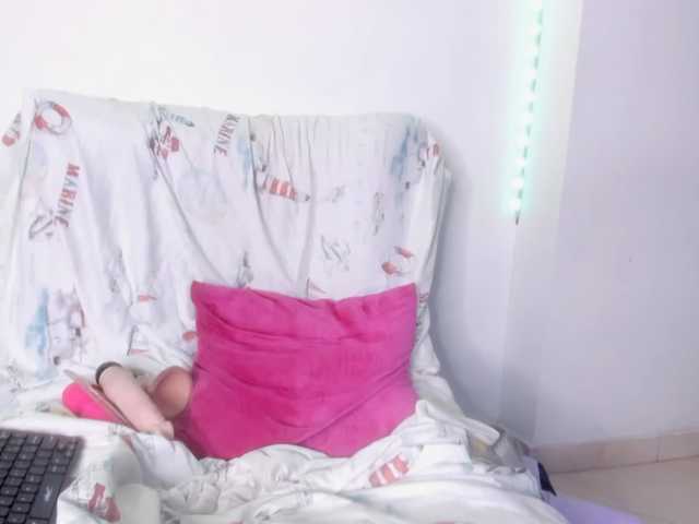 Tina-houston, en directo ahora en BongaCams