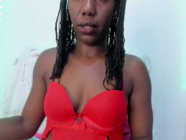 Tina-houston live cam on BongaCams