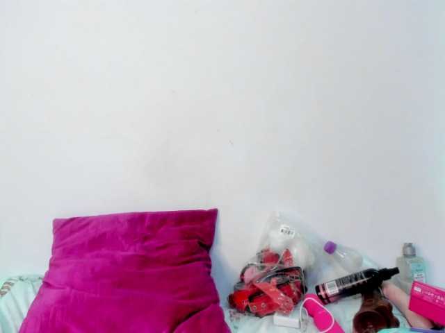 Tina-houston live cam on BongaCams