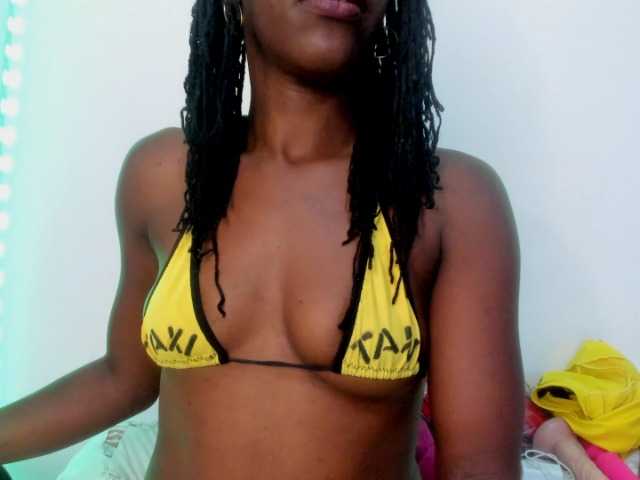 Tina-houston live cam on BongaCams