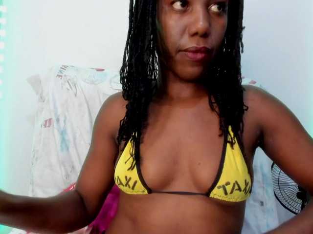 Tina-houston live cam on BongaCams