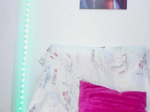 Tina-houston live cam on BongaCams
