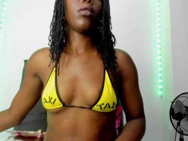 Modelo: Tina-houston